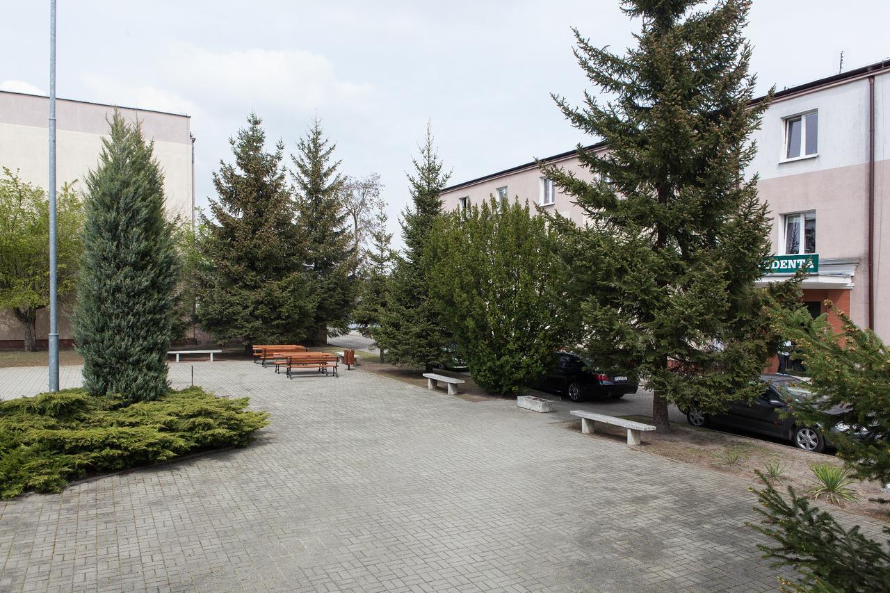 Dom Studenta Nr 1 Ans W Koninie Hostel Konin  Exterior photo